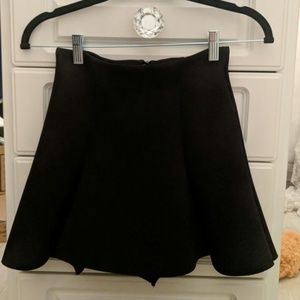 Brand new GUESS SKIRT